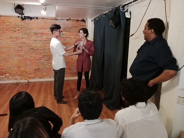 Improv before the showcase. A quick game of Freeze is he best way to everybody’s…